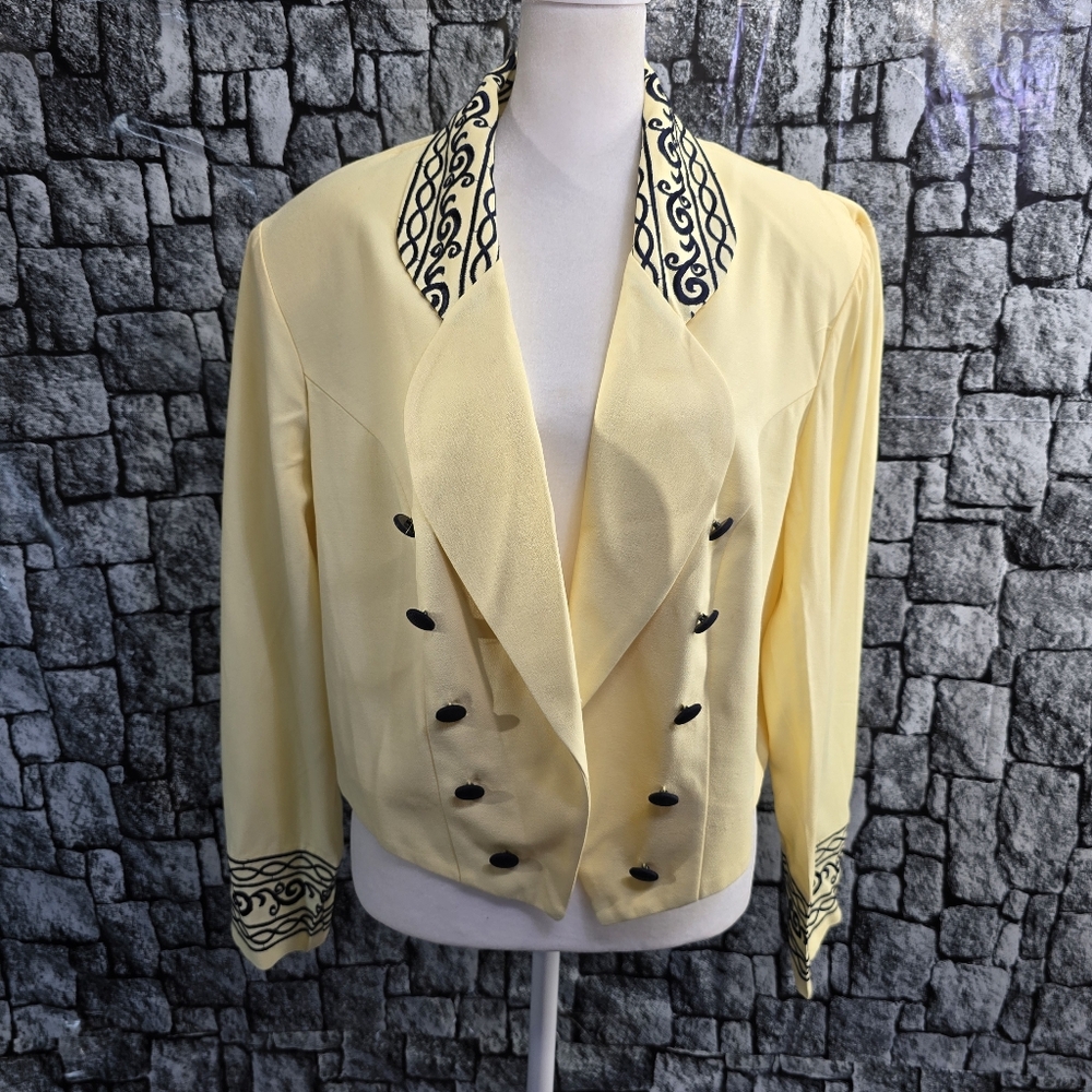 Dawn Joy II Chic Yellow Double-Breasted Blazer with Black Accents. Size 14